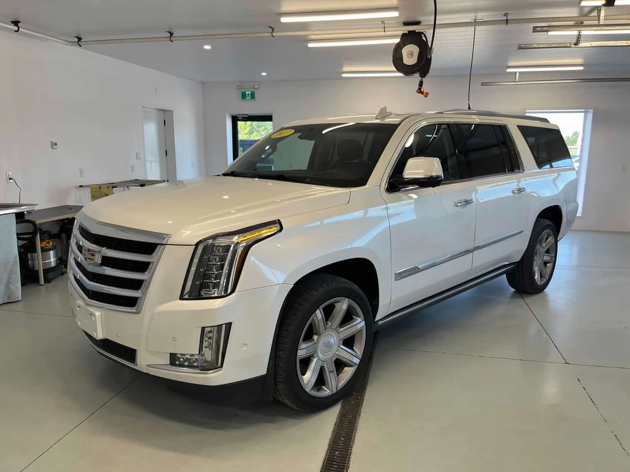 Cadillac Escalade * Premium Luxury* АВТОКРЕДИТ* 