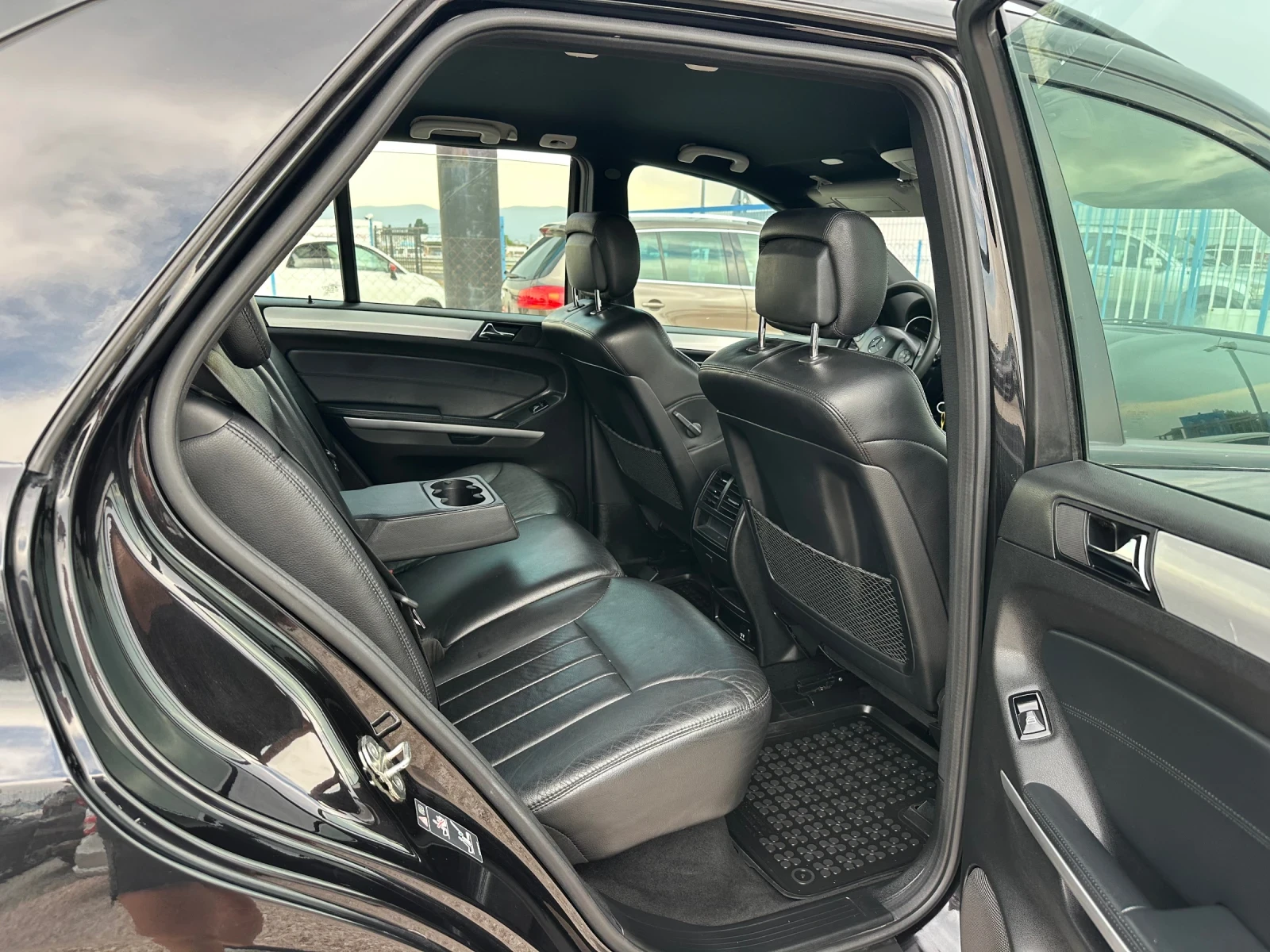 Mercedes-Benz ML 300 CDI, НА ПРУЖИНИ, ЕВРО 5, ТОП!!!, снимка 14 - Автомобили и джипове - 55789742