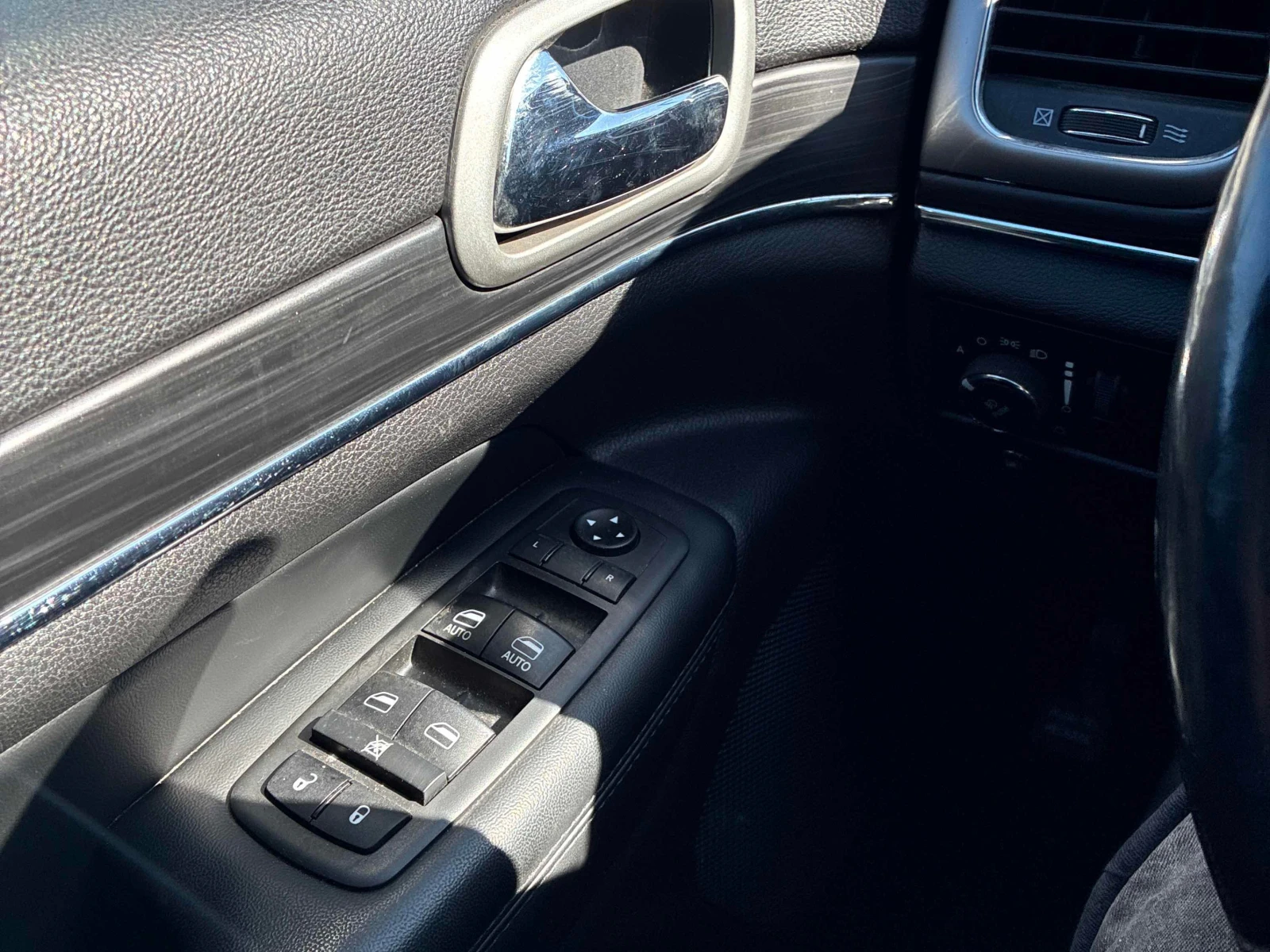 Jeep Grand cherokee * Limited * АВТОКРЕДИТ БЕЗ ПЪРВОНАЧАЛНА ВНОСКА, снимка 11 - Автомобили и джипове - 56070754