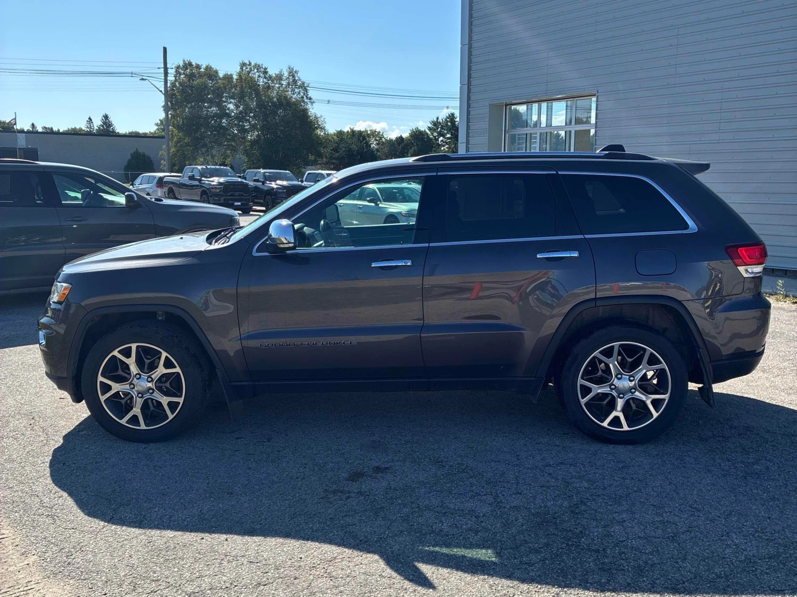 Jeep Grand cherokee * Limited * АВТОКРЕДИТ БЕЗ ПЪРВОНАЧАЛНА ВНОСКА, снимка 3 - Автомобили и джипове - 56070754