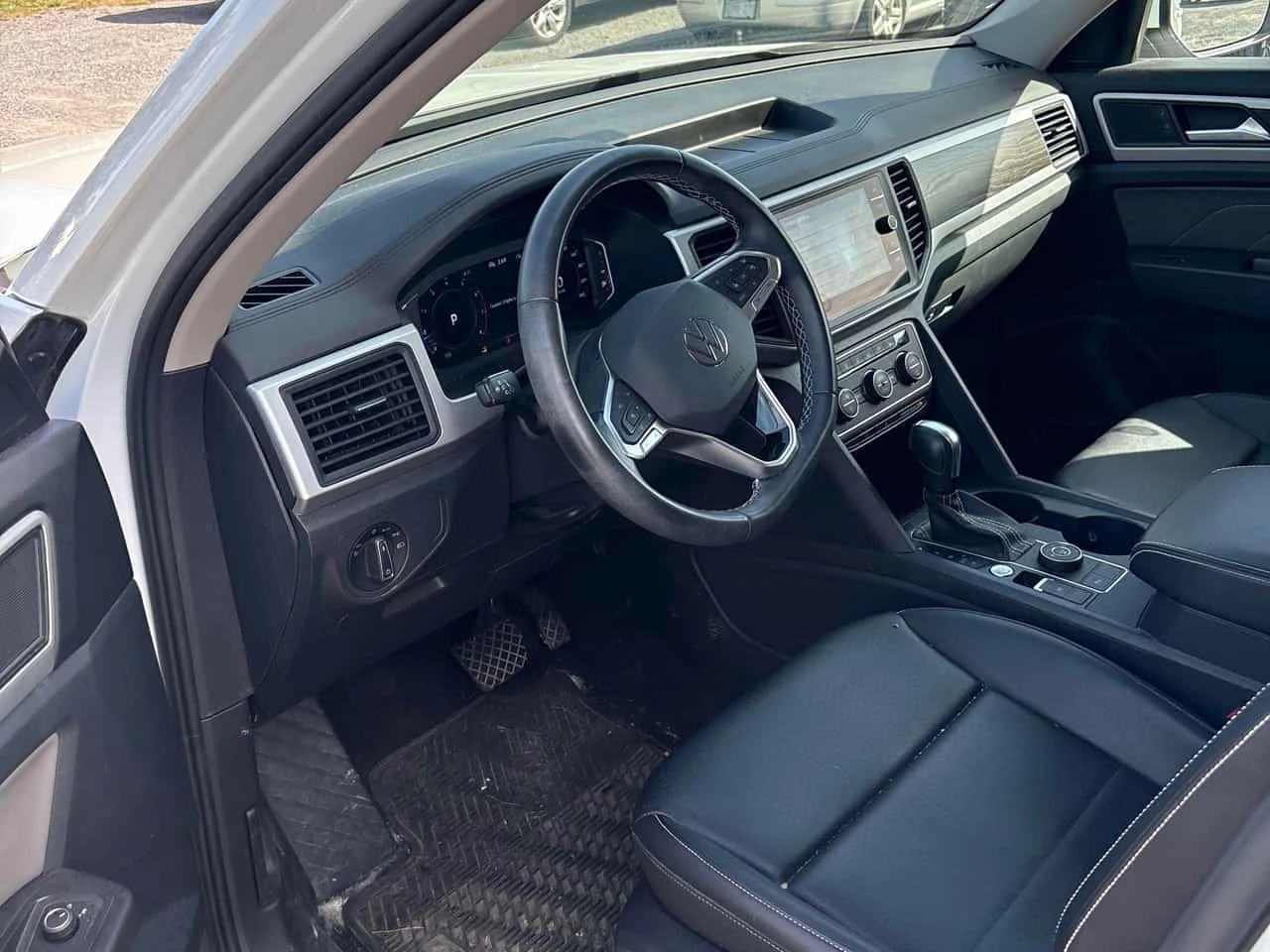 VW Atlas * Comfortline * CARFAX * АВТОКРЕДИТ* , снимка 5 - Автомобили и джипове - 56182044