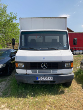 Mercedes-Benz 811 Реални километри + закупени мигачи, снимка 1 - Бусове и автобуси - 45250942
