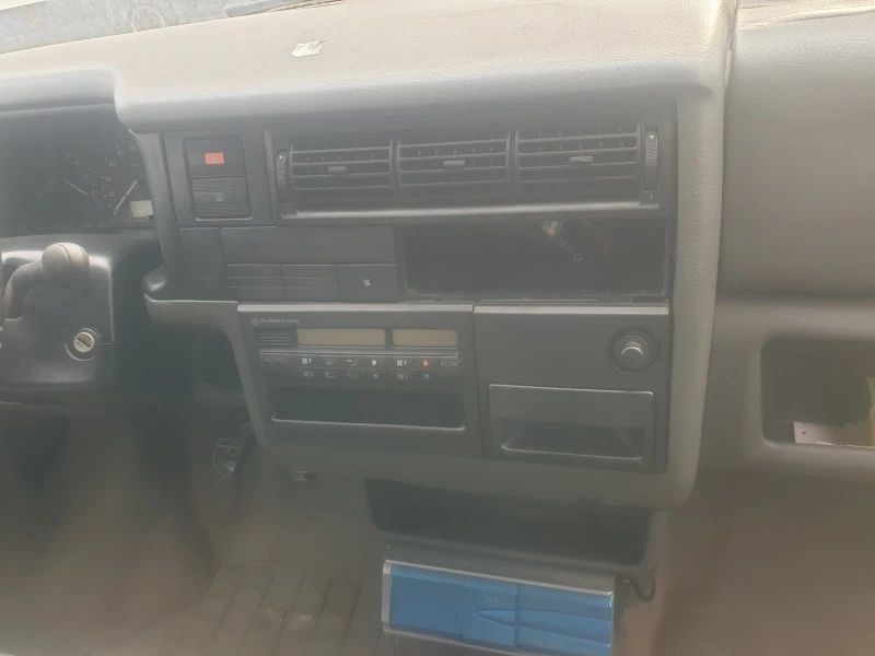 VW T4 2.5 TDI 102 Ps, снимка 12 - Бусове и автобуси - 40078322