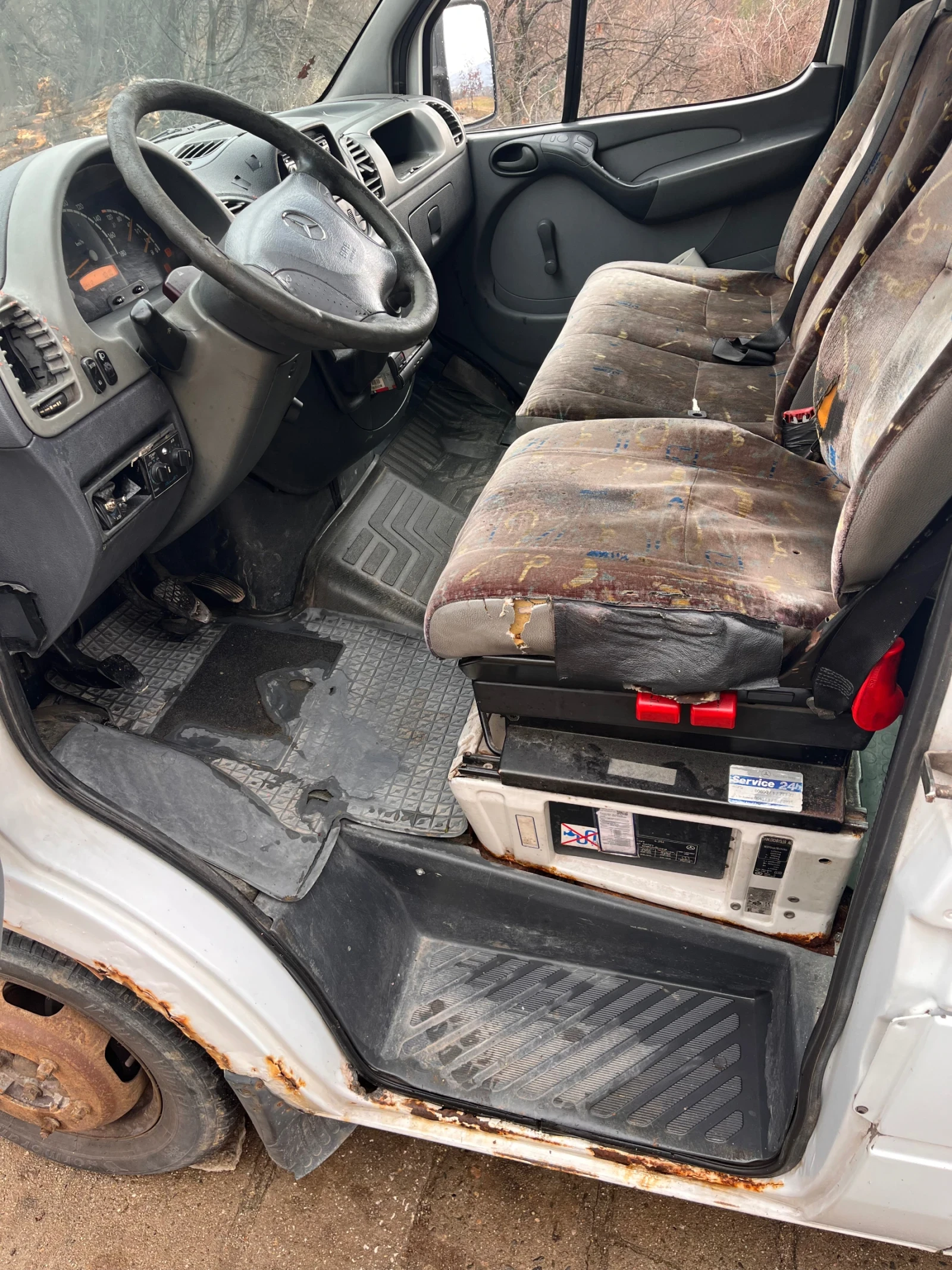 Mercedes-Benz Sprinter 413  - изображение 8