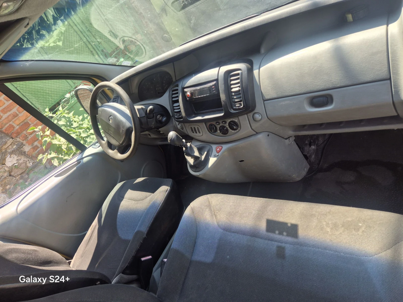 Renault Trafic, снимка 6 - Бусове и автобуси - 54676254