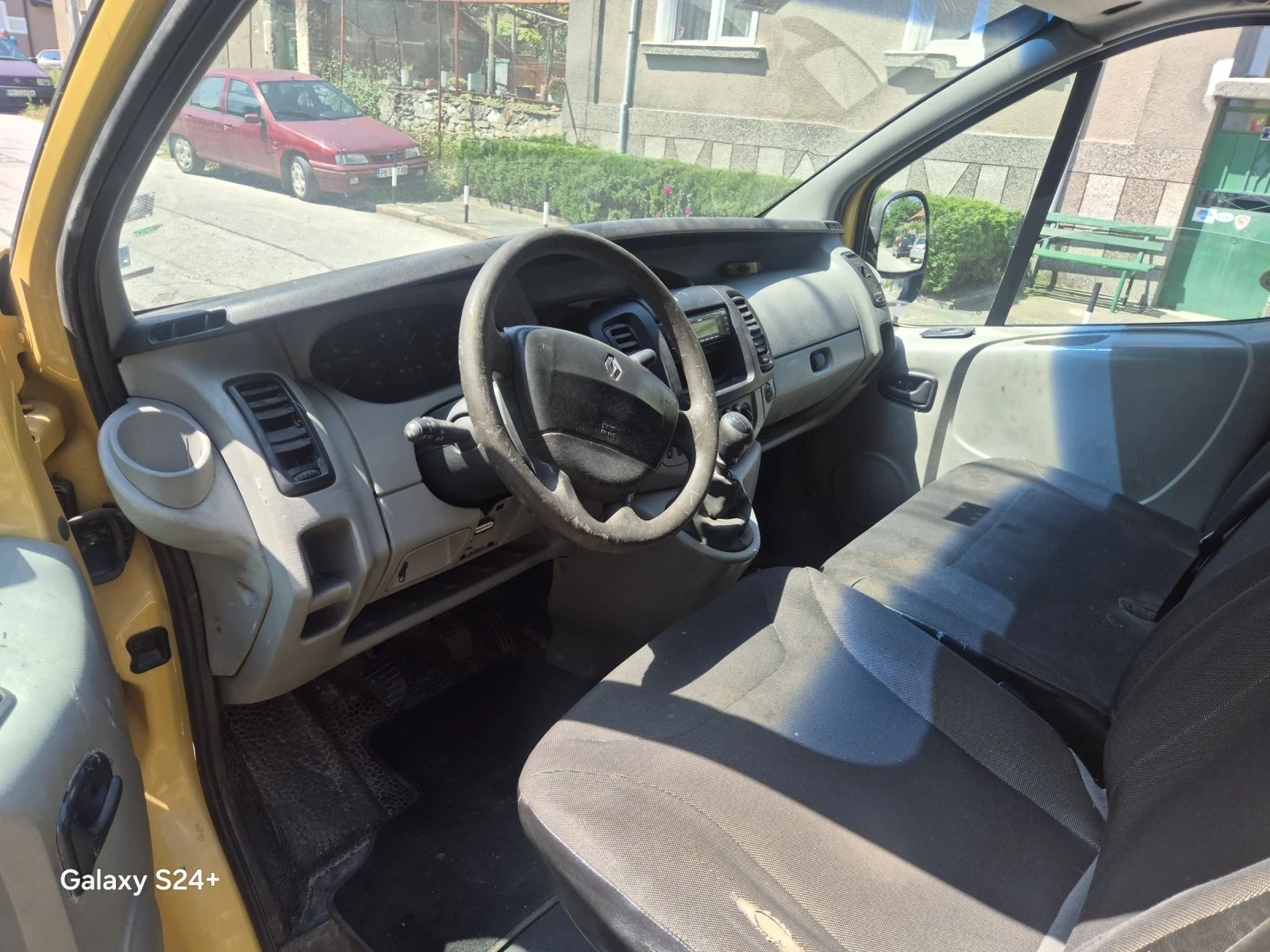 Renault Trafic, снимка 7 - Бусове и автобуси - 54676254