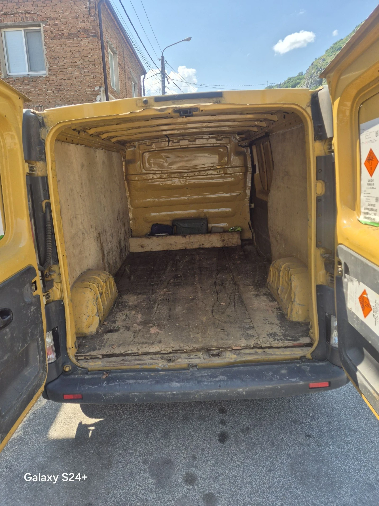 Renault Trafic, снимка 5 - Бусове и автобуси - 54676254
