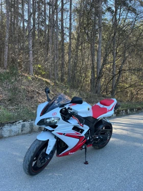 Yamaha YZF-R1, снимка 1