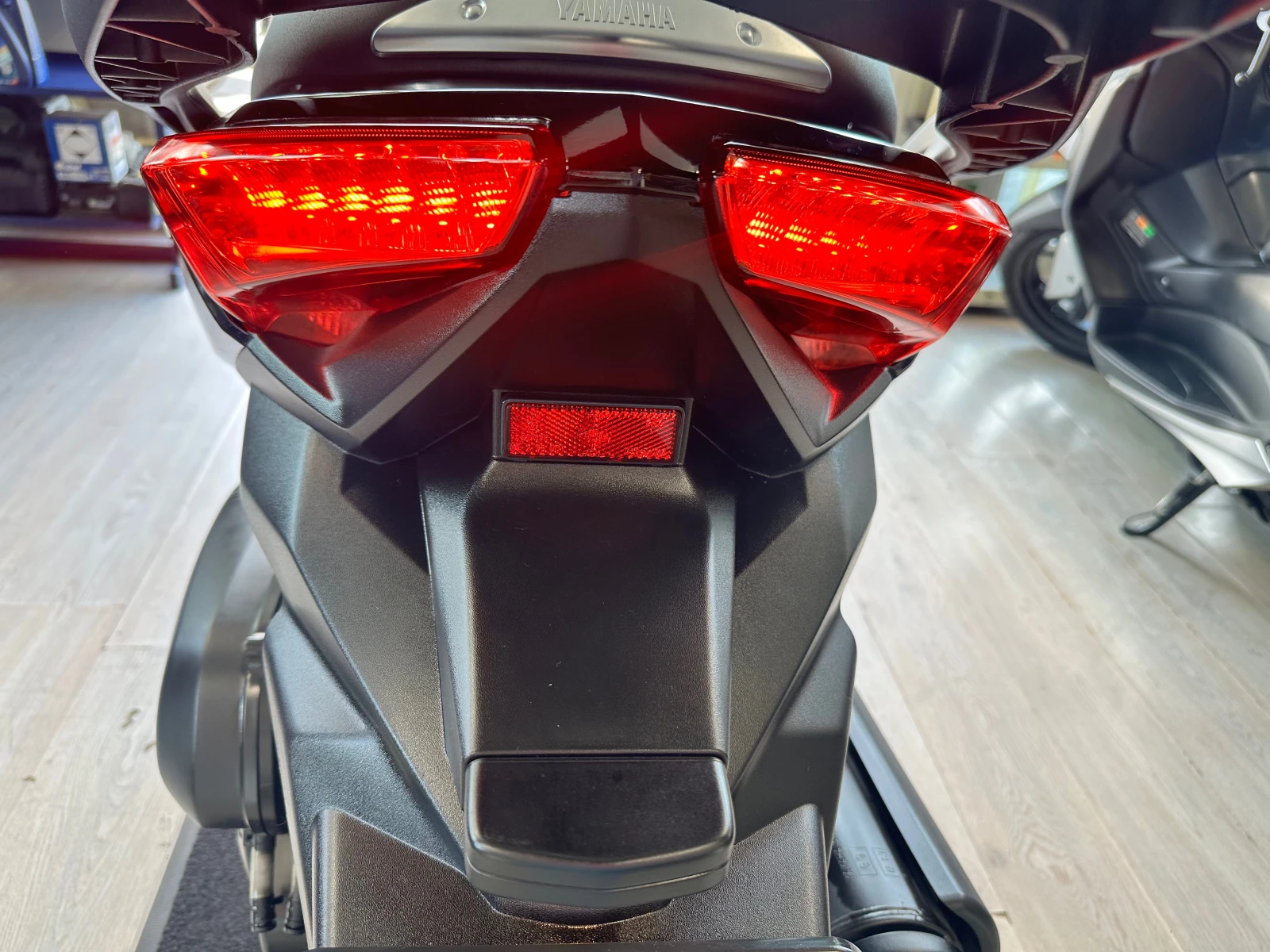 Yamaha X-max 250i ABS 03.2016г., снимка 5 - Мотоциклети и мототехника - 55129856