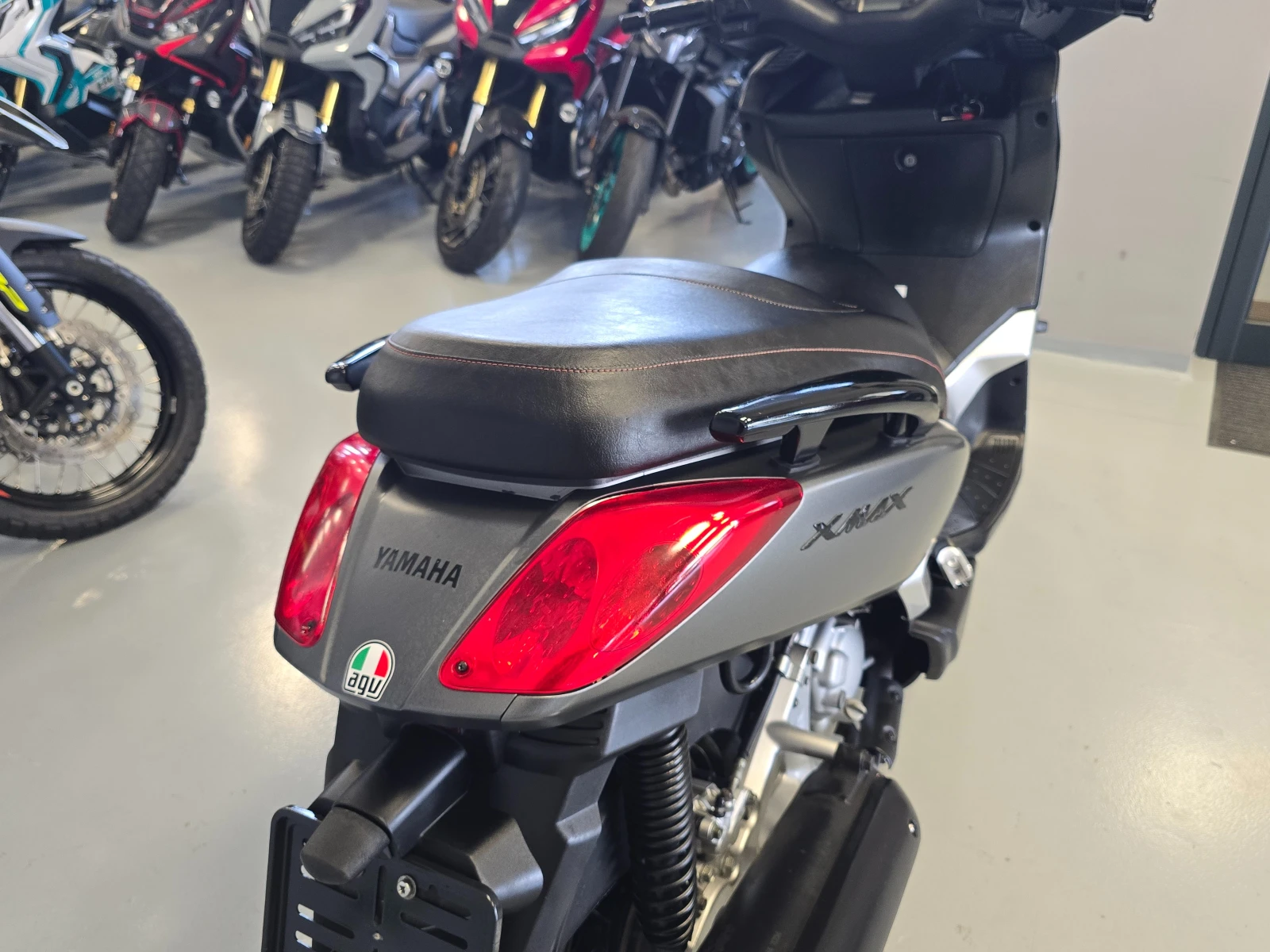Yamaha X-max 250ie, 2008г., снимка 9 - Мотоциклети и мототехника - 55584353