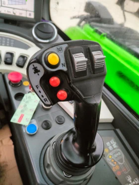 Телескопичен товарач Merlo 40.7CS, снимка 13