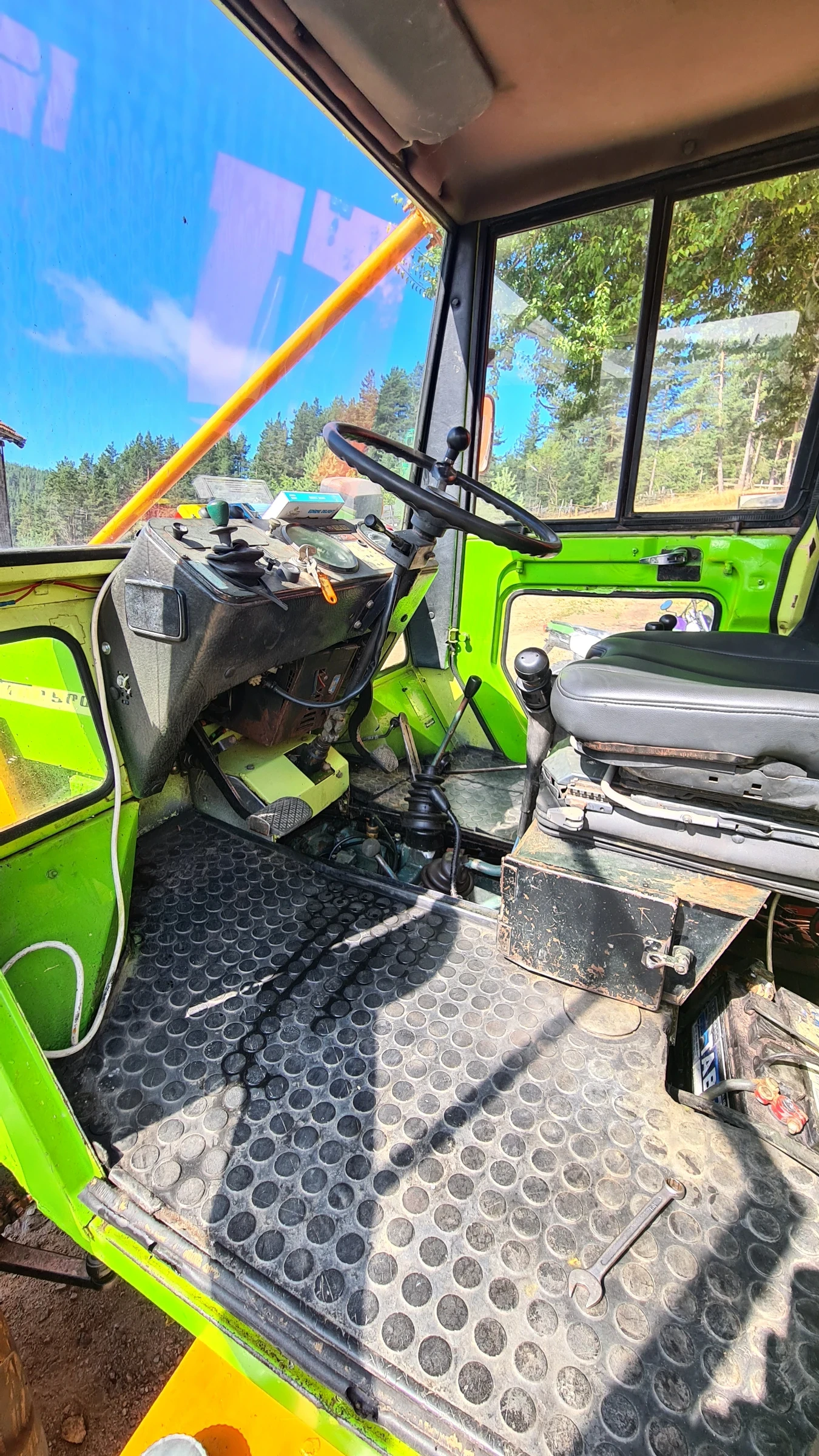 Специализирани машини Машини за дърводобив MB trac 900 - изображение 6