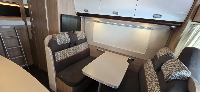 Кемпер Laika Kosmo F510 Emblema, снимка 5 - Каравани и кемпери - 52106798