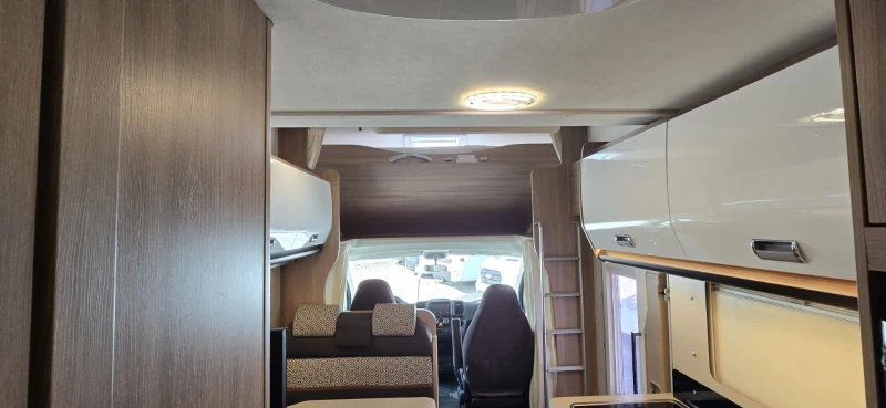 Кемпер Laika Kosmo F510 Emblema, снимка 9 - Каравани и кемпери - 52106798