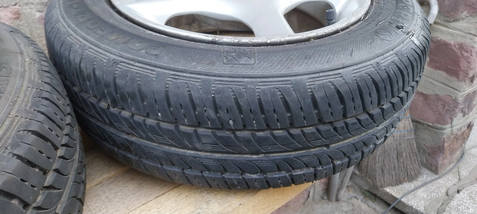 ���� � ������ 165/65R13 | Mobile.bg � ����������� 2