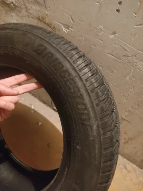 Гуми Зимни 195/65R15, снимка 5 - Гуми и джанти - 52876363