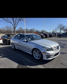 Mercedes-Benz C 300, снимка 1