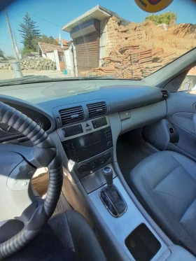 Mercedes-Benz C 220 2, снимка 4