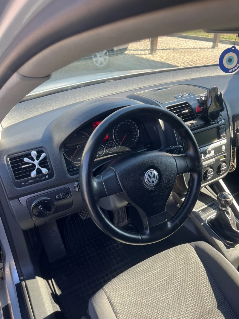 VW Golf, снимка 13 - Автомобили и джипове - 47607727