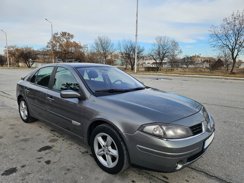 Renault Laguna Газ/бензин, снимка 3 - Автомобили и джипове - 48270171