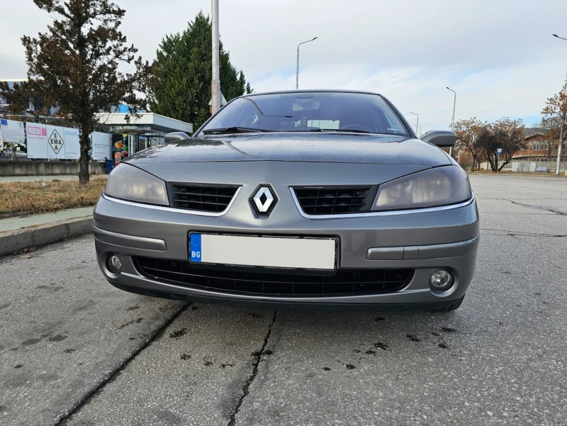 Renault Laguna Газ/бензин, снимка 2 - Автомобили и джипове - 48270171