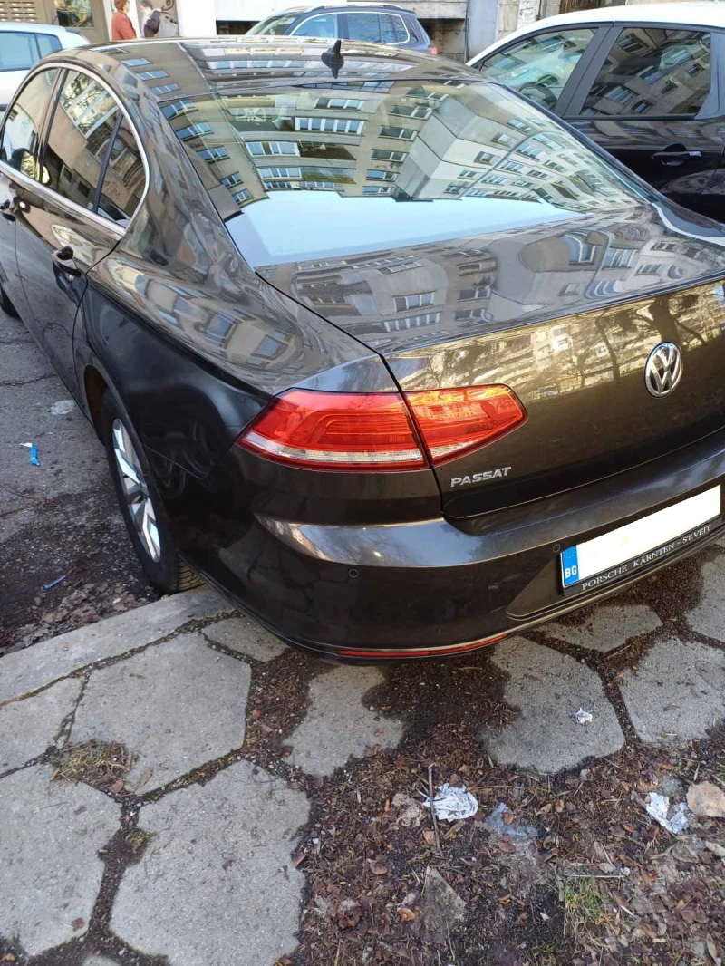 VW Passat, снимка 4 - Автомобили и джипове - 49467679