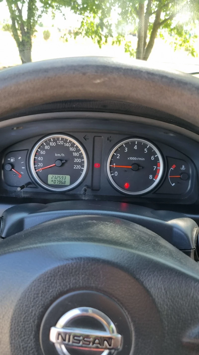 Nissan Almera, снимка 12 - Автомобили и джипове - 51239608