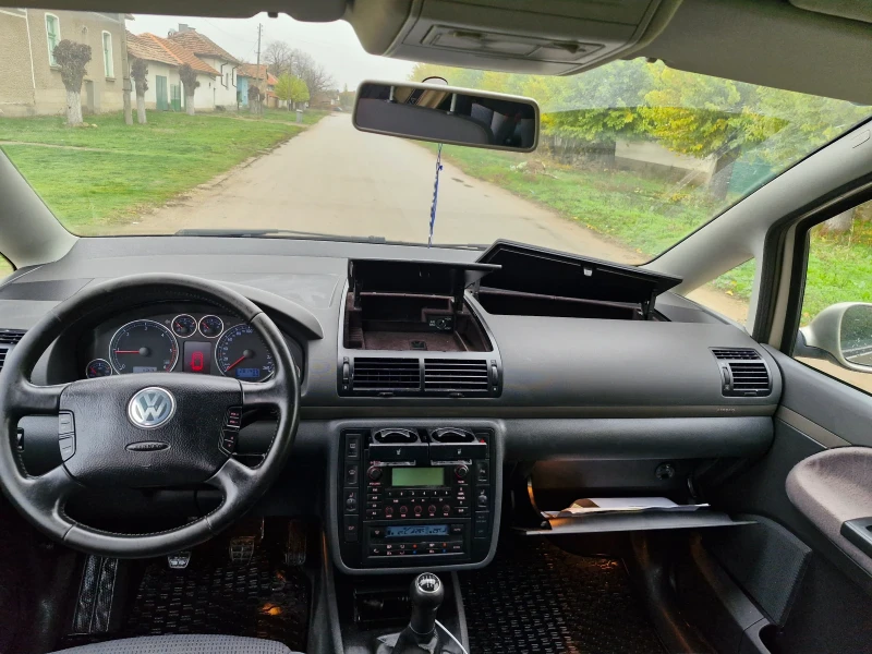 VW Sharan, снимка 10 - Автомобили и джипове - 52380992