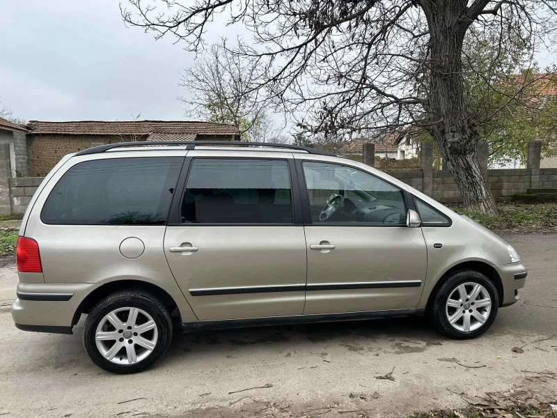 VW Sharan, снимка 9 - Автомобили и джипове - 52380992