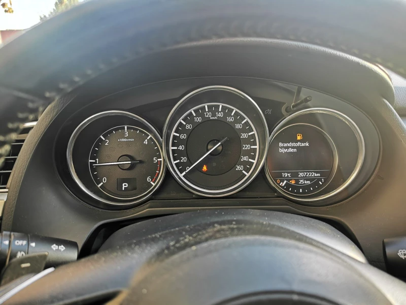 Mazda 6 2.2D, 4x4-AWD, Black Edition, снимка 11 - Автомобили и джипове - 52441479