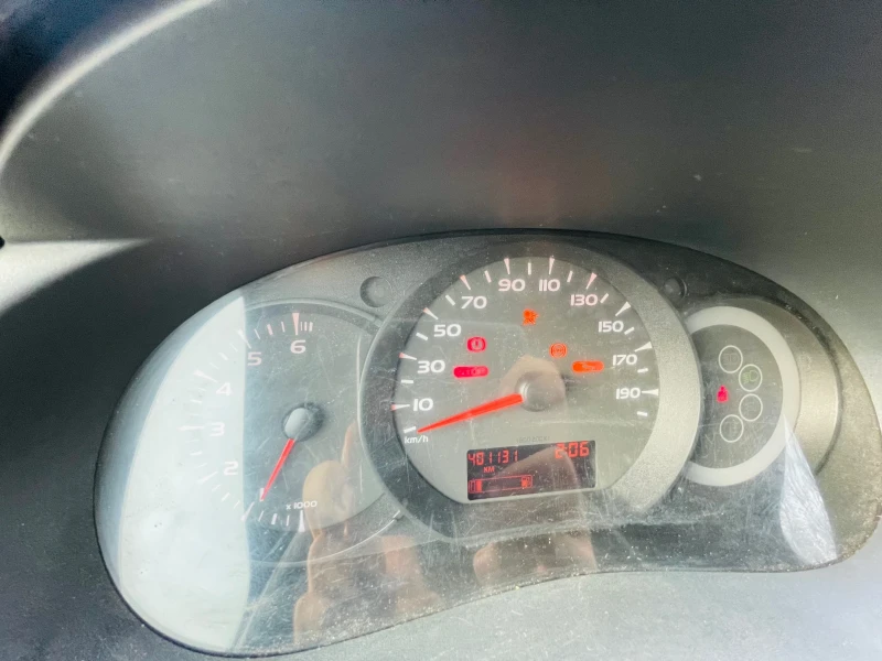 Renault Kangoo 1.5 cdi evro 5b 2013, снимка 7 - Автомобили и джипове - 52628872