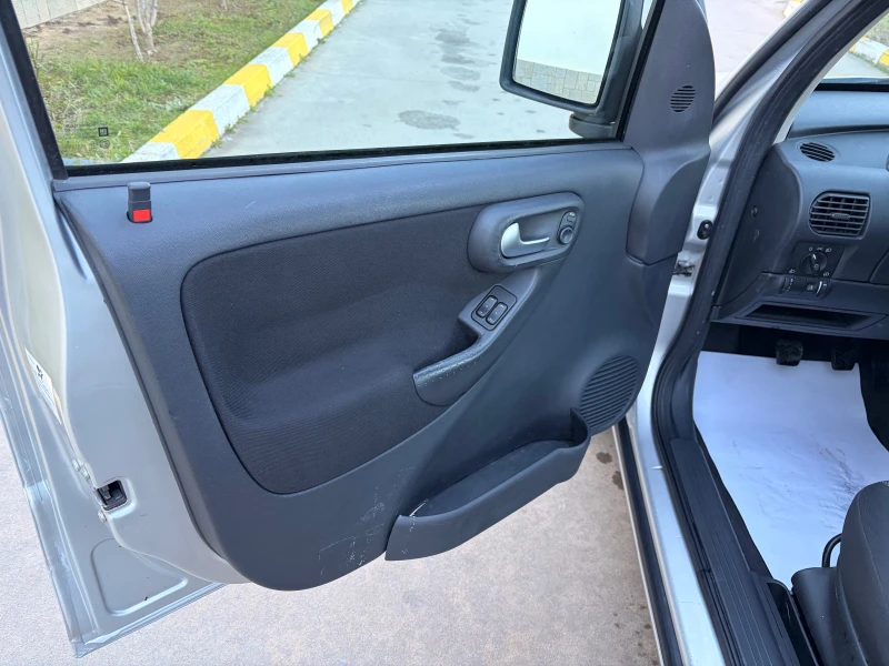 Opel Combo 1.6 Метан, снимка 13 - Автомобили и джипове - 52930426