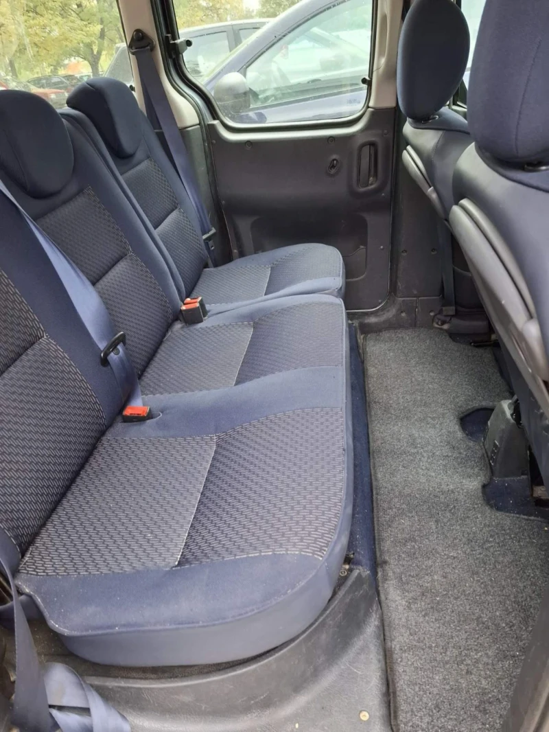 Citroen Berlingo 1.6 HDI, климатик, ел. стъкла, ел. огледала , снимка 5 - Автомобили и джипове - 53170072