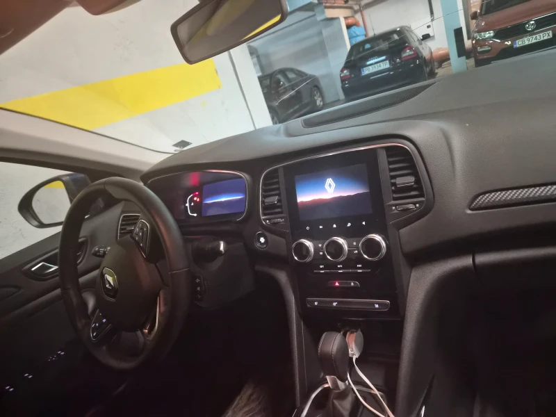 Renault Megane, снимка 4 - Автомобили и джипове - 53180075