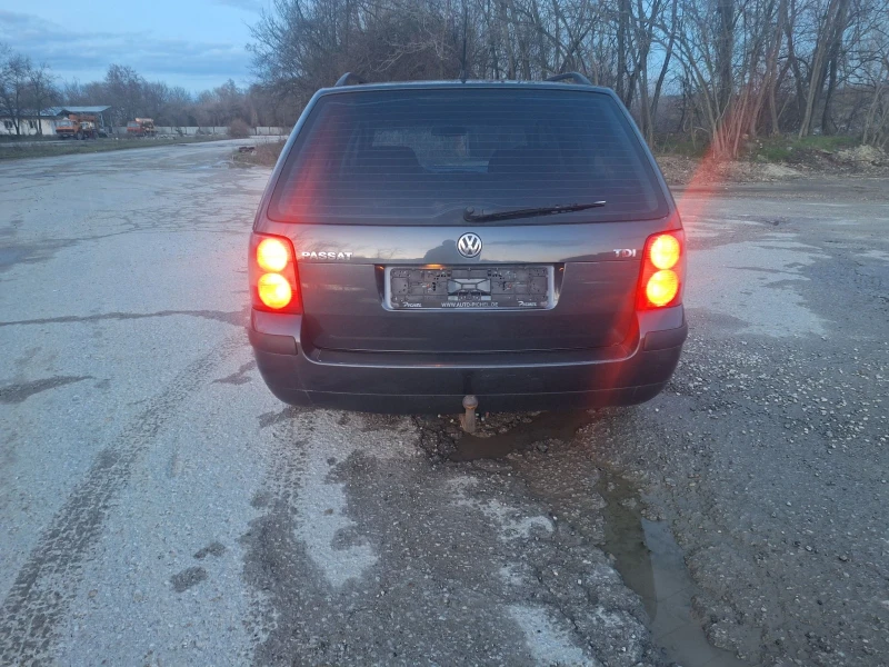 VW Passat 1.9TDI 6 скорости, снимка 10 - Автомобили и джипове - 53407161