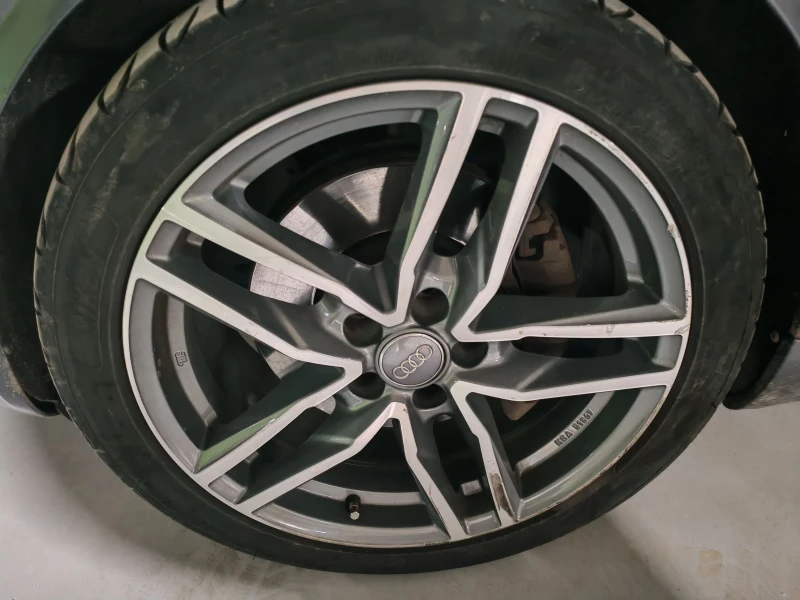 Audi A4 3.0TDI, снимка 17 - Автомобили и джипове - 53481367