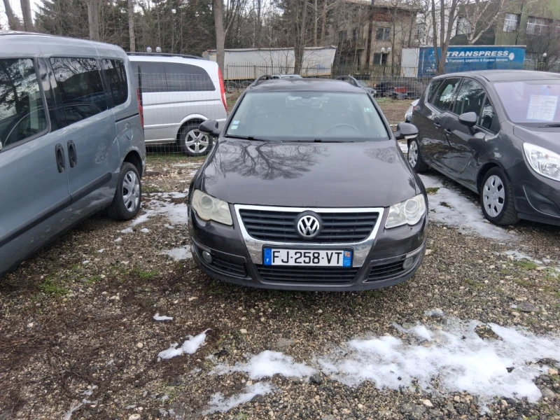 VW Passat, снимка 2 - Автомобили и джипове - 53508350