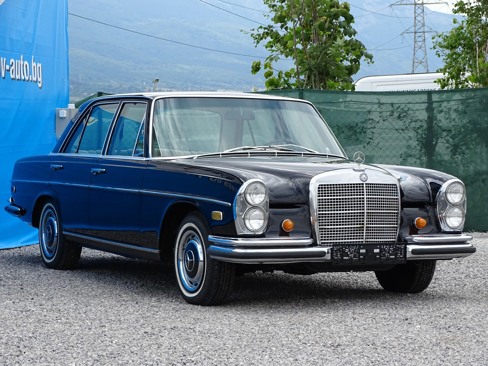 Mercedes-Benz 280 SE АВТОМАТИК КОЖА КЛИМАТИК - изображение 3