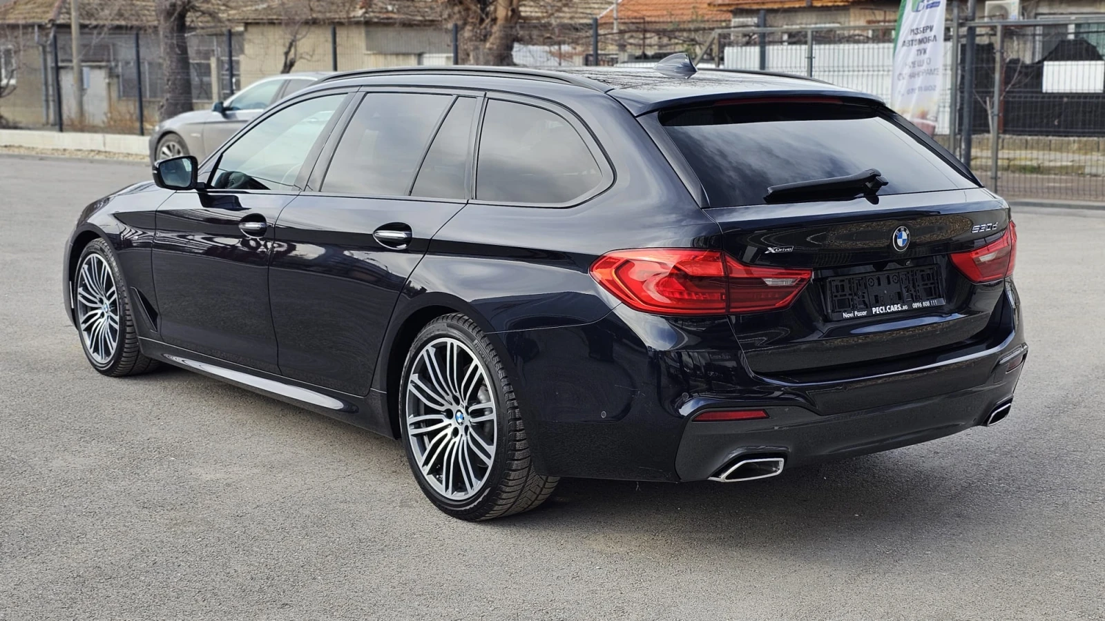 BMW 530 D G31 Xdrive IT-М.ПАКЕТ-ТОП СЪСТ.-ЛИЗИНГ-ГАРАНЦИЯ - изображение 4