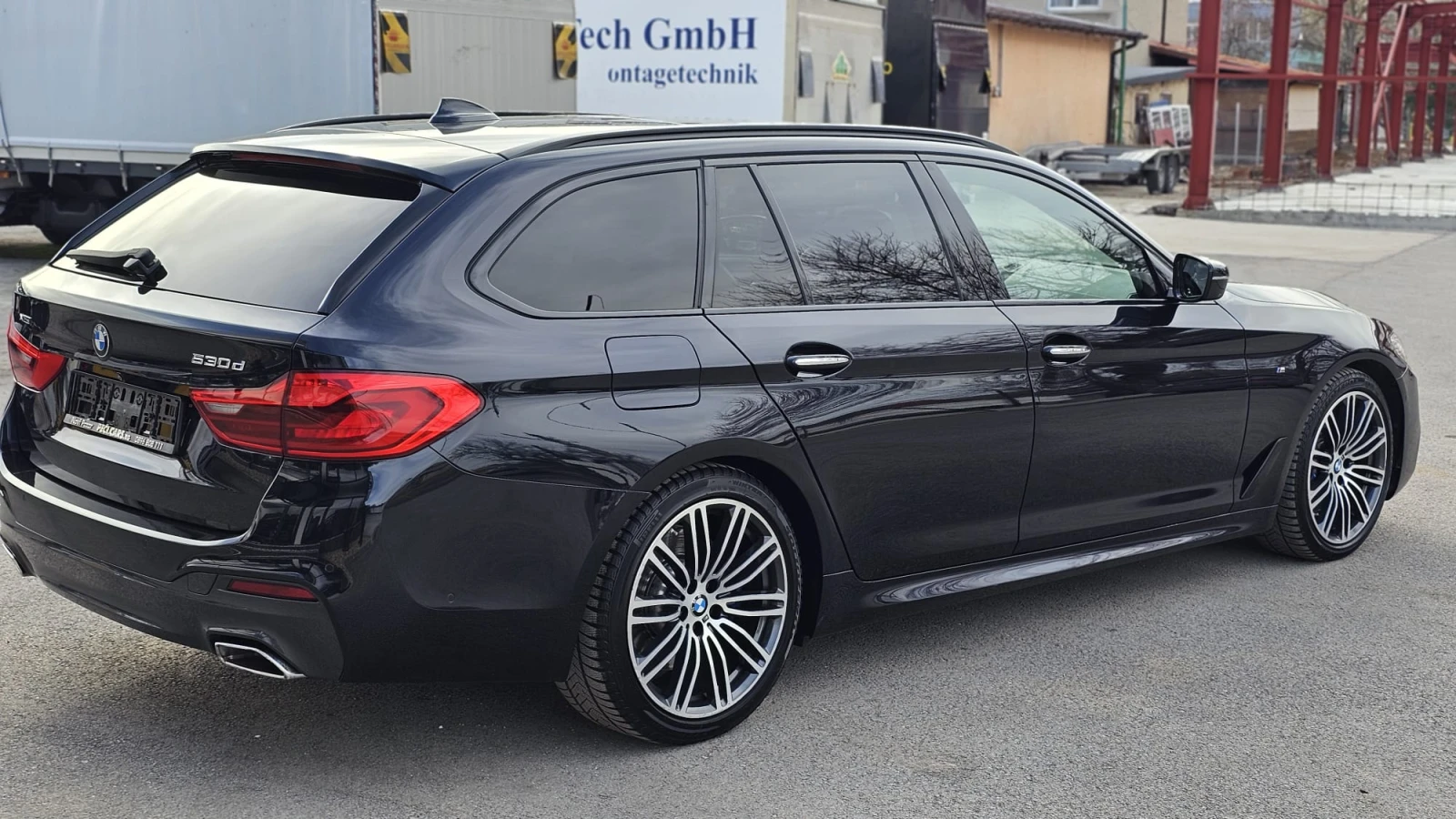 BMW 530 D G31 Xdrive IT-М.ПАКЕТ-ТОП СЪСТ.-ЛИЗИНГ-ГАРАНЦИЯ - изображение 6