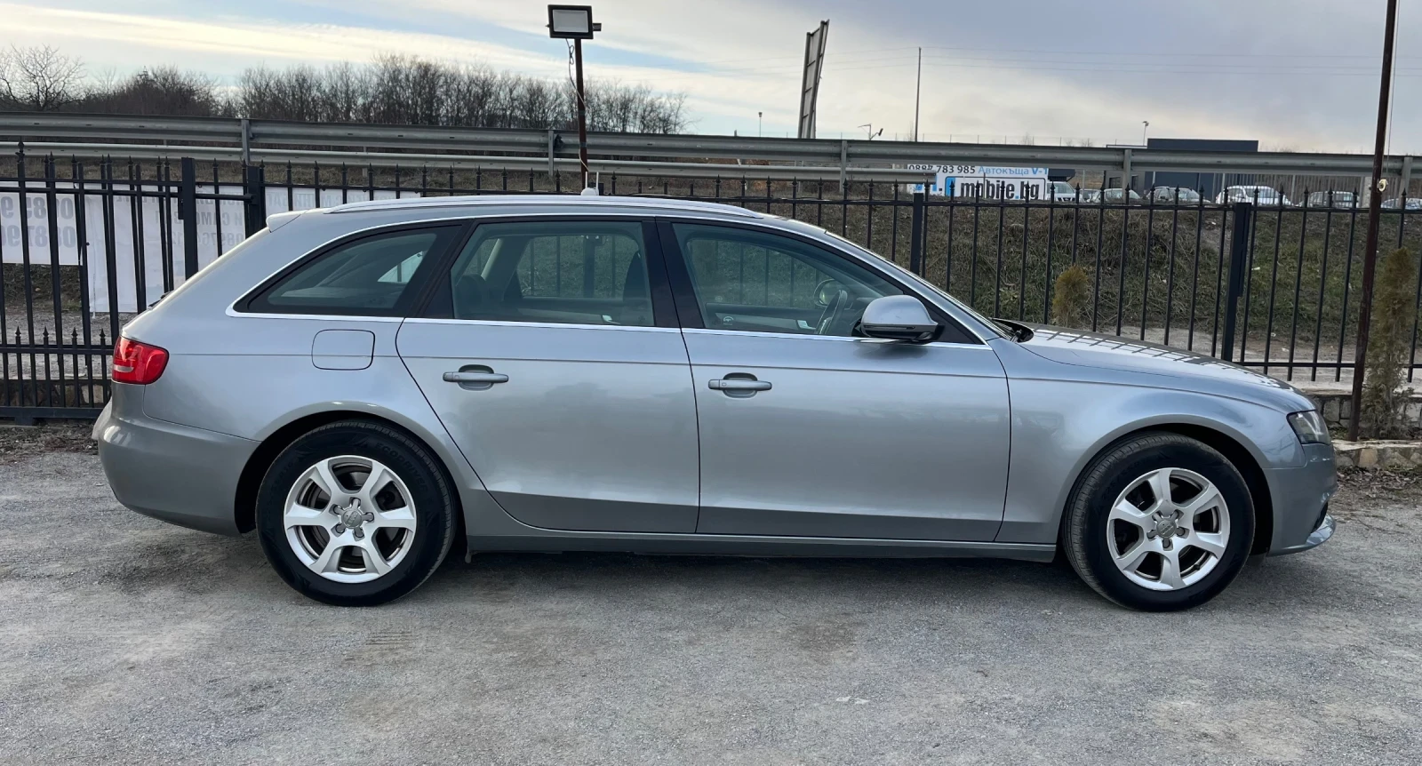 Audi A4 2.0TDI* AUTOMATIC* TOP - изображение 5