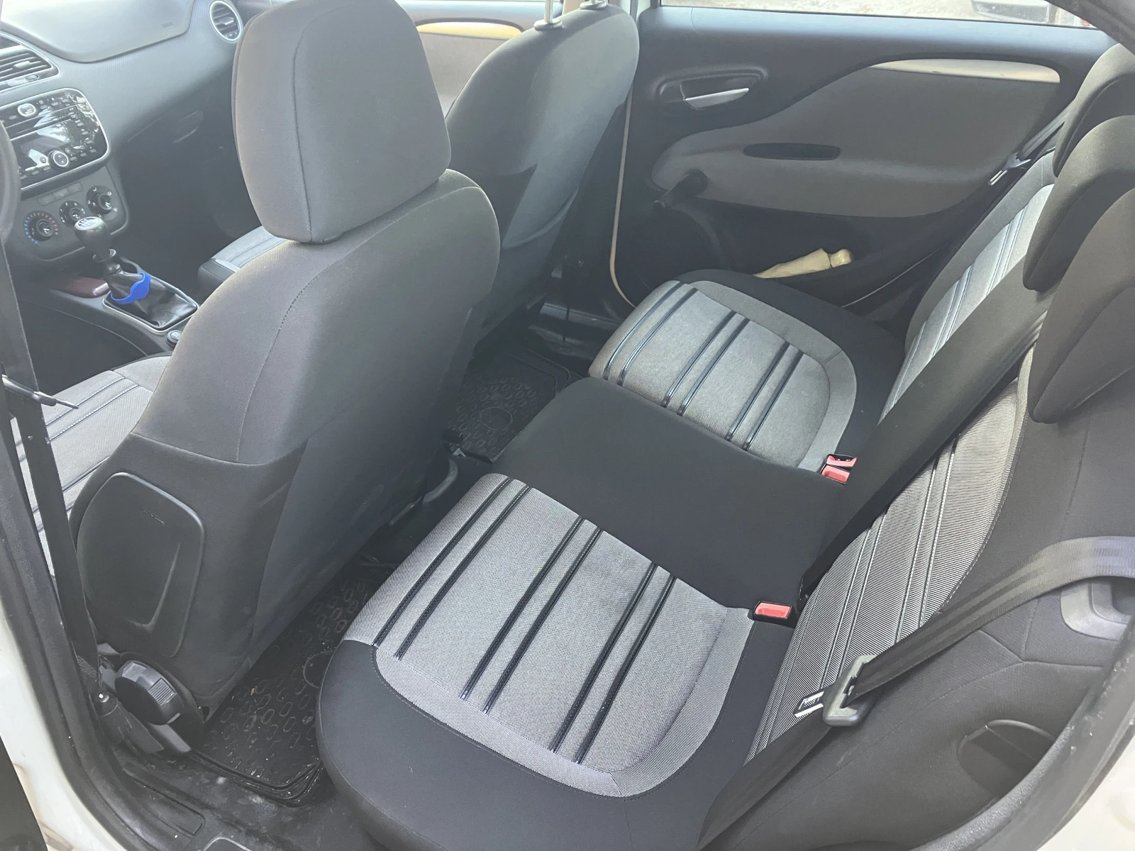 Fiat Punto EVO 1.4 CNG - изображение 9