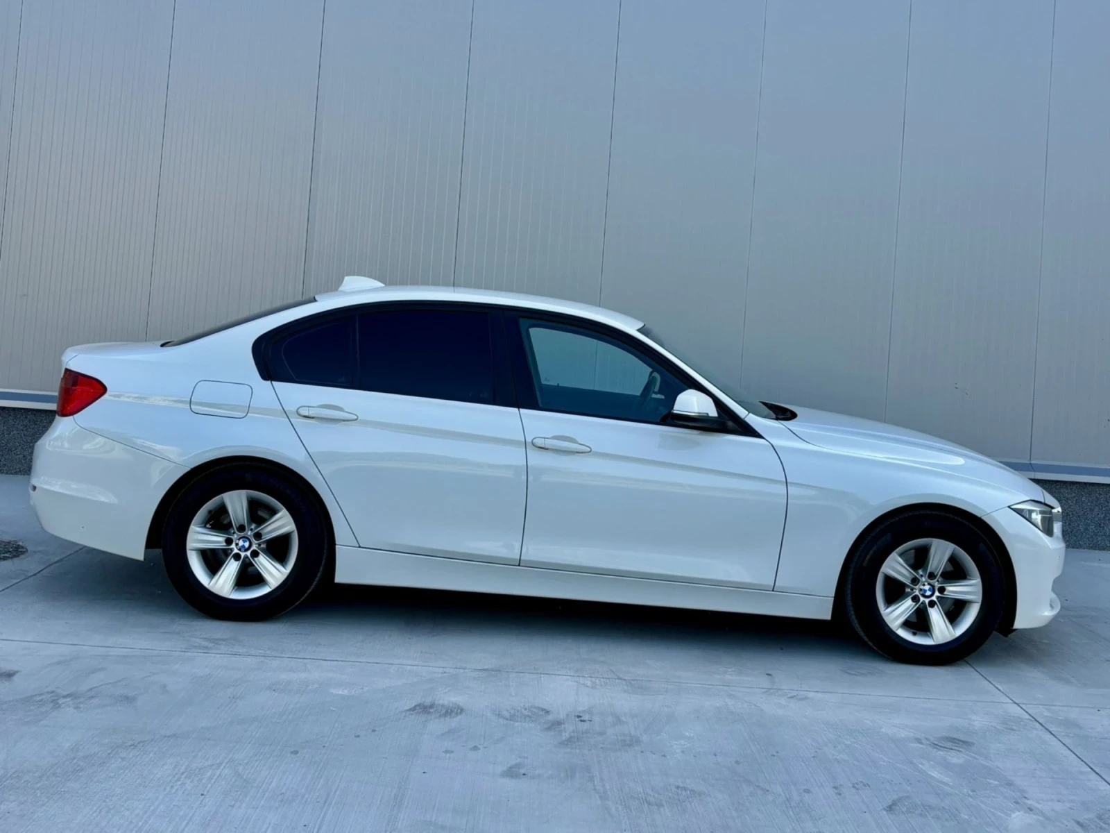 BMW 320 320 D/КОЖА/ЕВРО 5/ЛИЗИНГ - изображение 7
