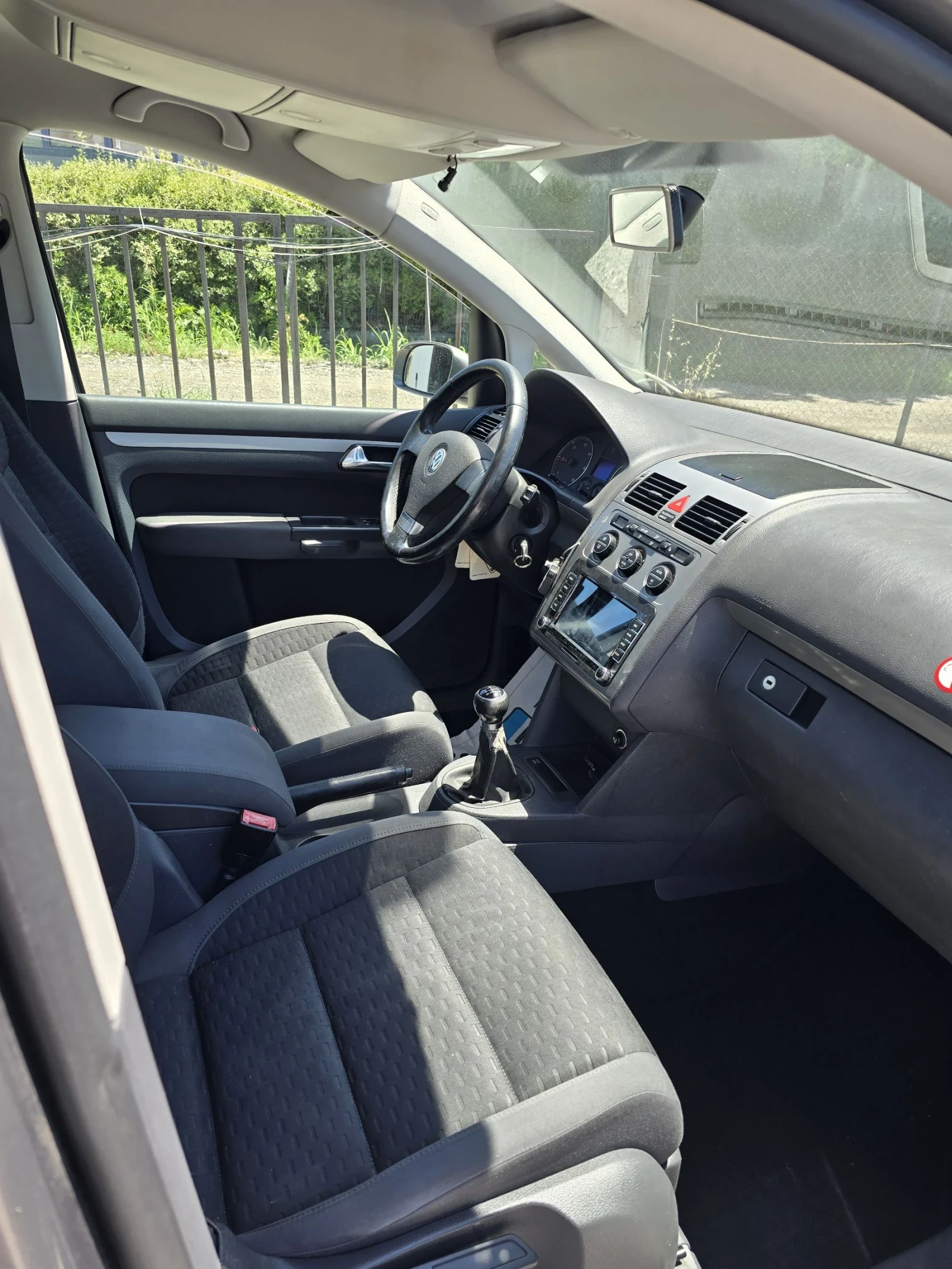 VW Touran Топ състояние 1.9d.105ps - изображение 7