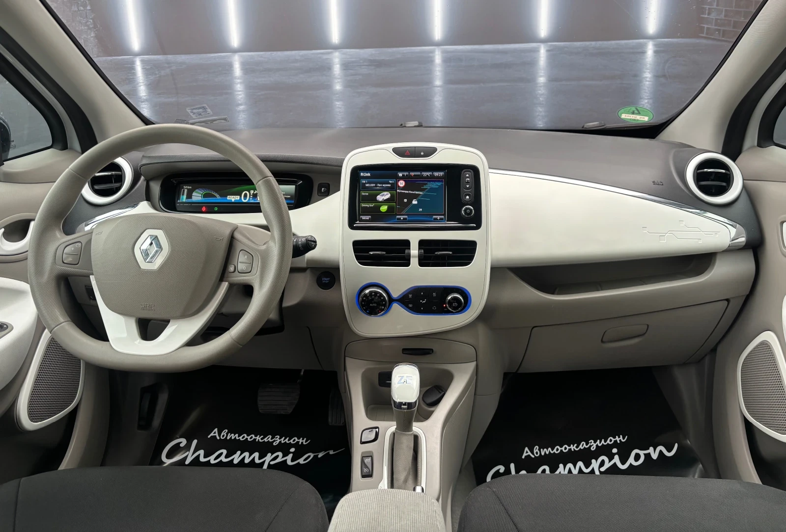 Renault Zoe  - изображение 9