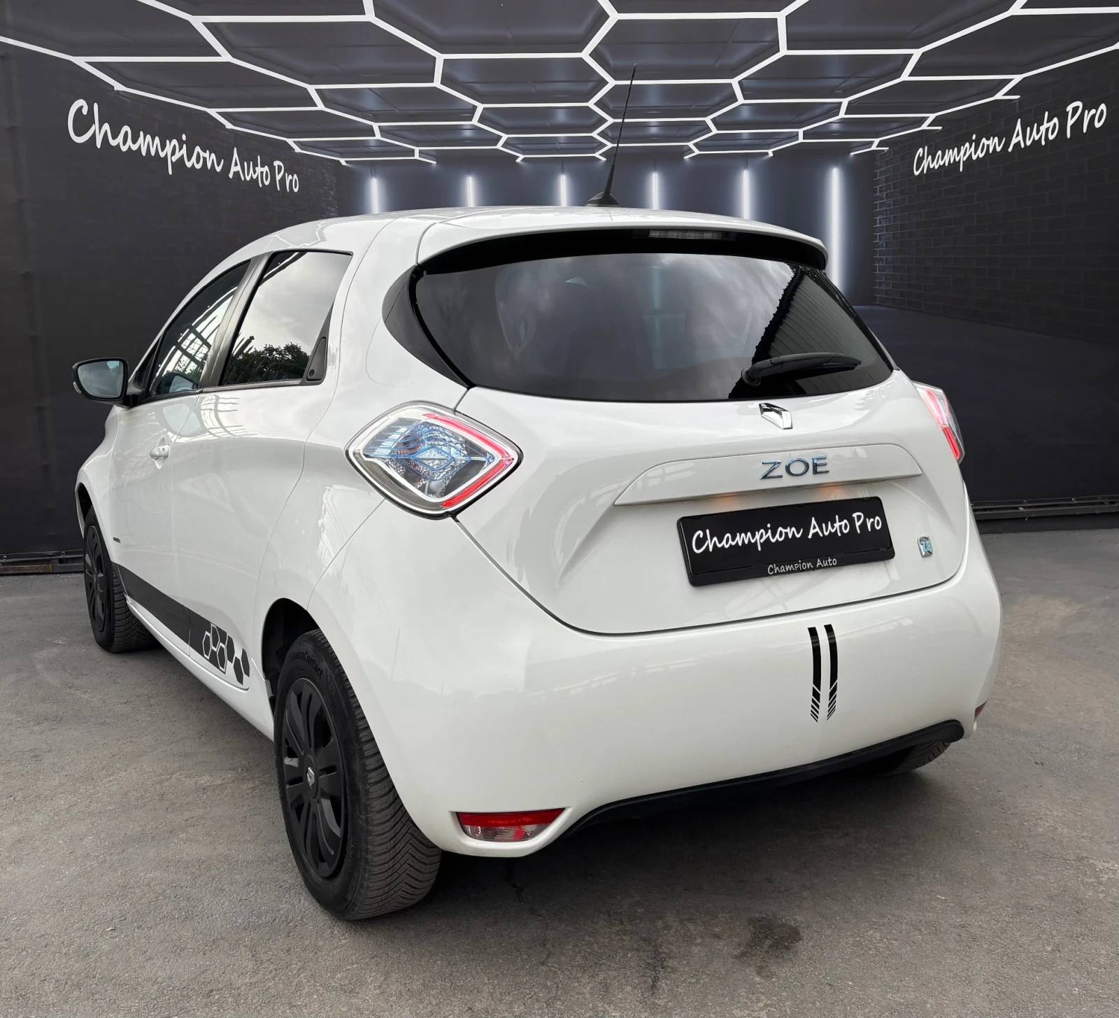 Renault Zoe  - изображение 4