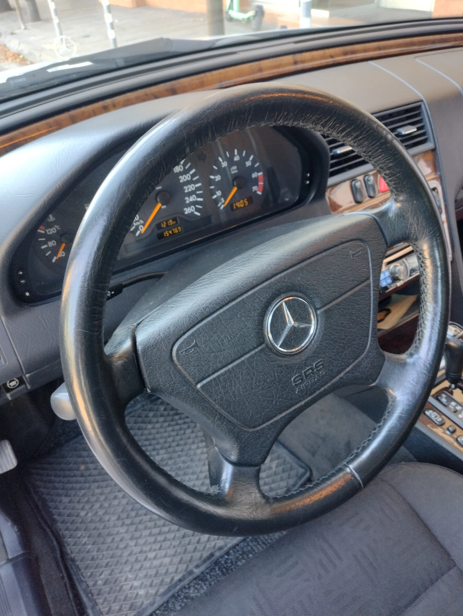 Mercedes-Benz C 280 Elegance - изображение 4