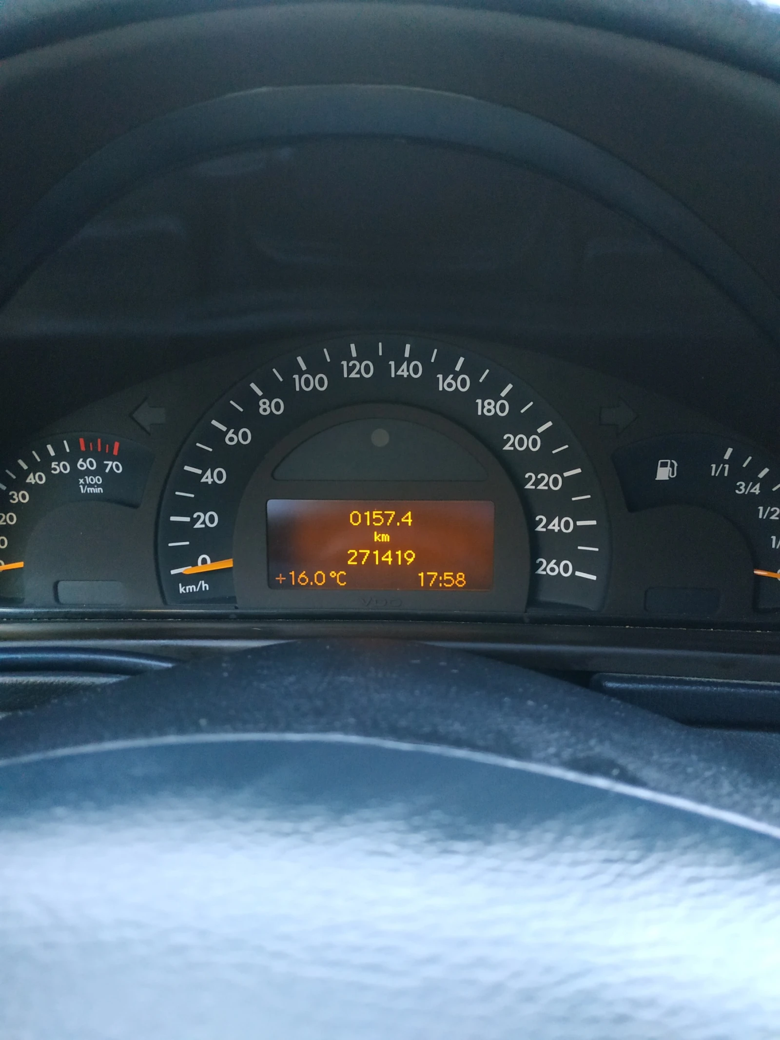 Mercedes-Benz C 200 kompressor с газ - изображение 9