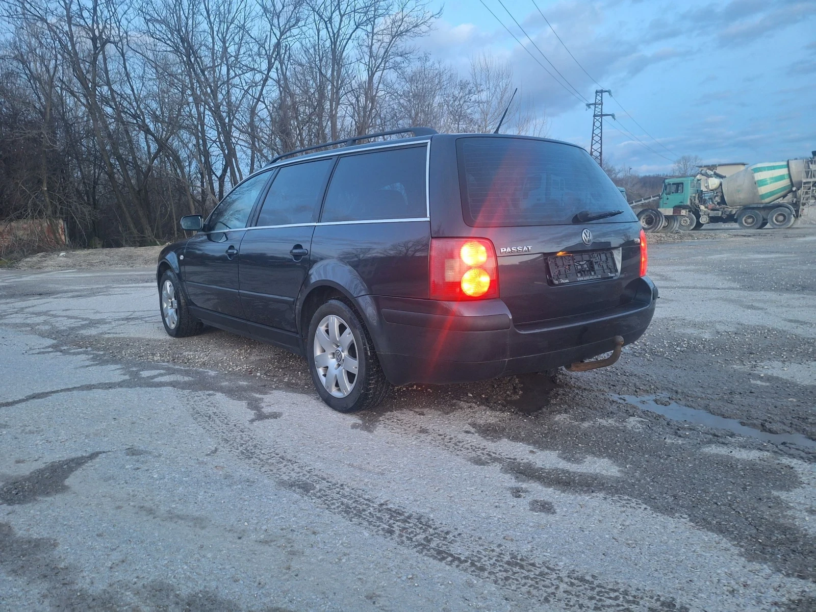 VW Passat 1.9TDI 6 скорости - изображение 5