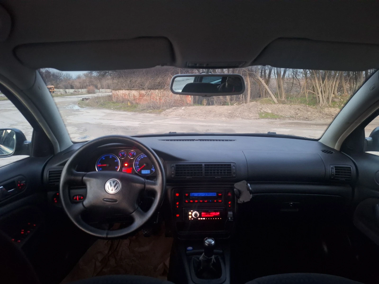 VW Passat 1.9TDI 6 скорости - изображение 7